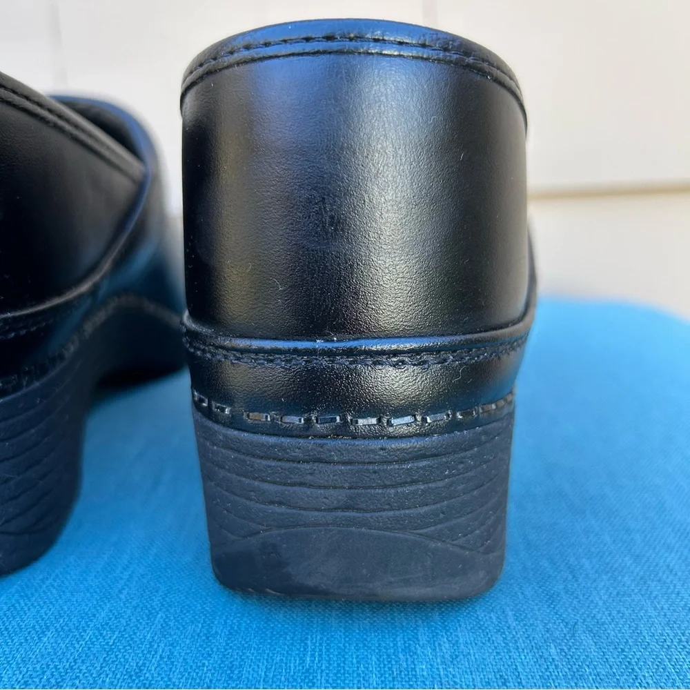 Dansko LT Pro leather clogs - black size 39 (US women’s 8.5-9) - Picture 11 of 12
